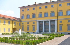 VILLA fronte